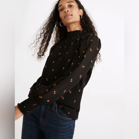 Madewell Georgette Smocked Mockneck Top in Amie Floral Black size Small - Picture 1 of 12